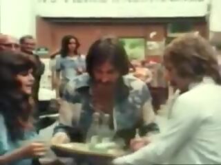 Classic 1970 - Cafe De Paris, Free Vintage 1970s xxx movie mov