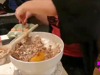 Beth lily - cooking 同 她