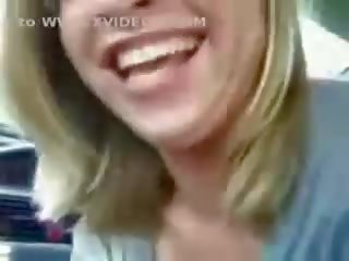 Amerikaly başlangyç girls giving agzyna bermek ulylar uçin video to her suitor in h