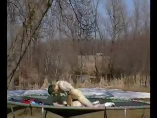 आमेचर trampoline सेक्स वीडियो outsidehuge पीटर जाता है में को स्क्रीमिंग
