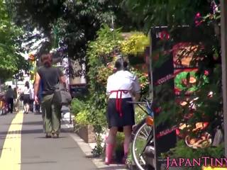 Drobounký japonská florist pussyfucked v obchod: volný x jmenovitý video 99