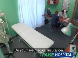 Fakehospital y khoa đàn ông fucks bịnh nhân từ phía sau