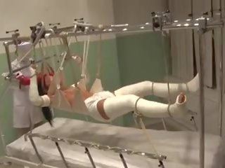 Счупен кукли и садистичен медицинска сестра, безплатно секс 47