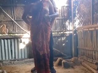 Intialainen kylä bhabhi naida kanssa bbc miehuus sisään intialainen palatsi
