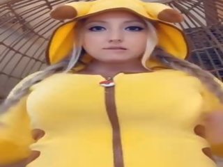 Milch geben blond zöpfe zöpfe pikachu saugt & spits milch auf riesig brüste prellen auf dildo snapchat x nenn klammer streifen